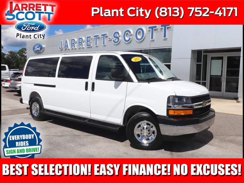 Used 2025 Chevrolet Express 3500 LT w/ LT Preferred Equipment Group