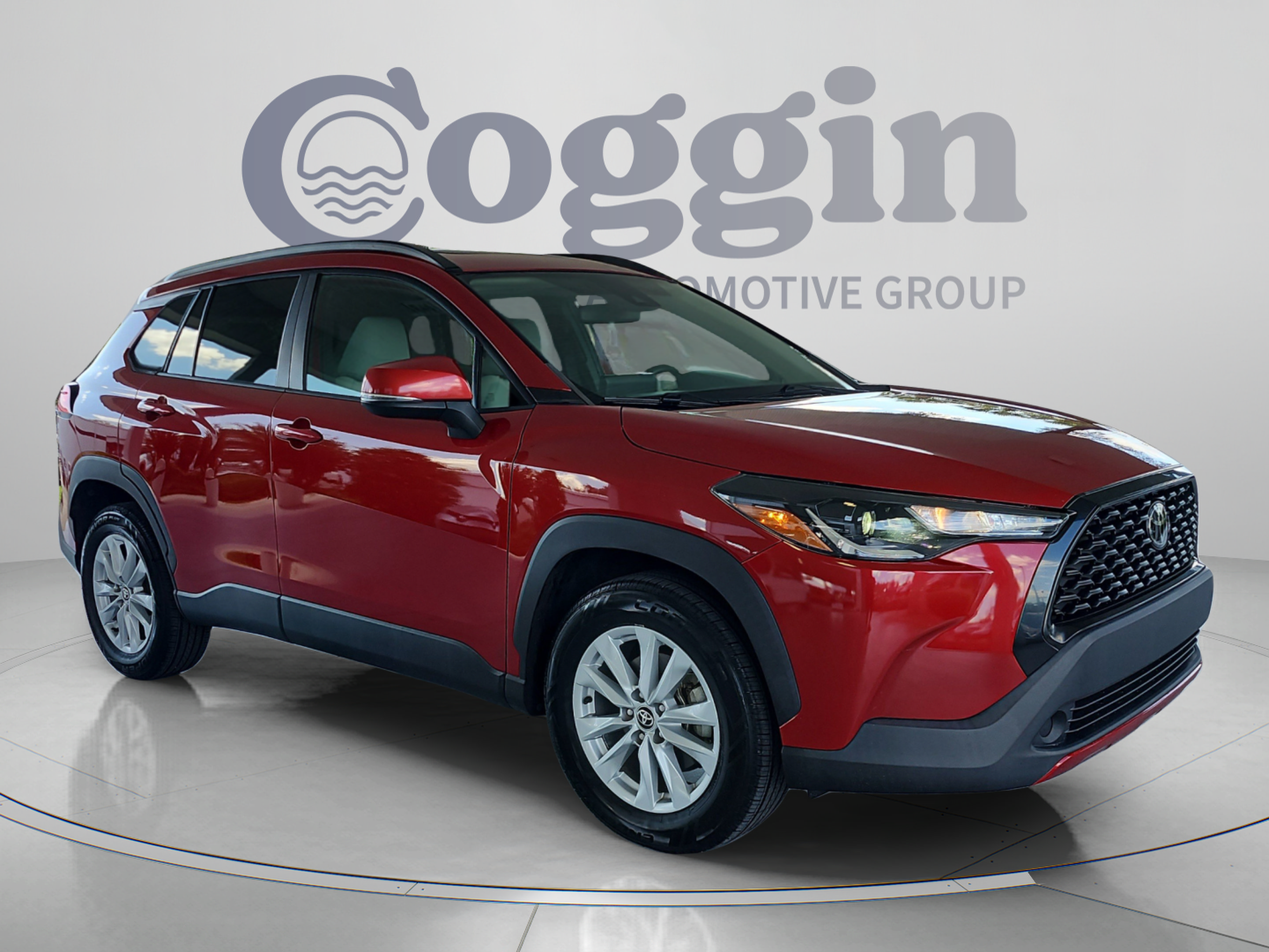Used 2022 Toyota Corolla Cross LE w/ Moonroof Package FWD image 7