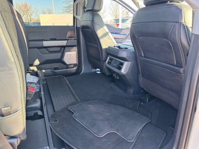 Certified 2025 Ford F250 Lariat AWD/4WD image 32