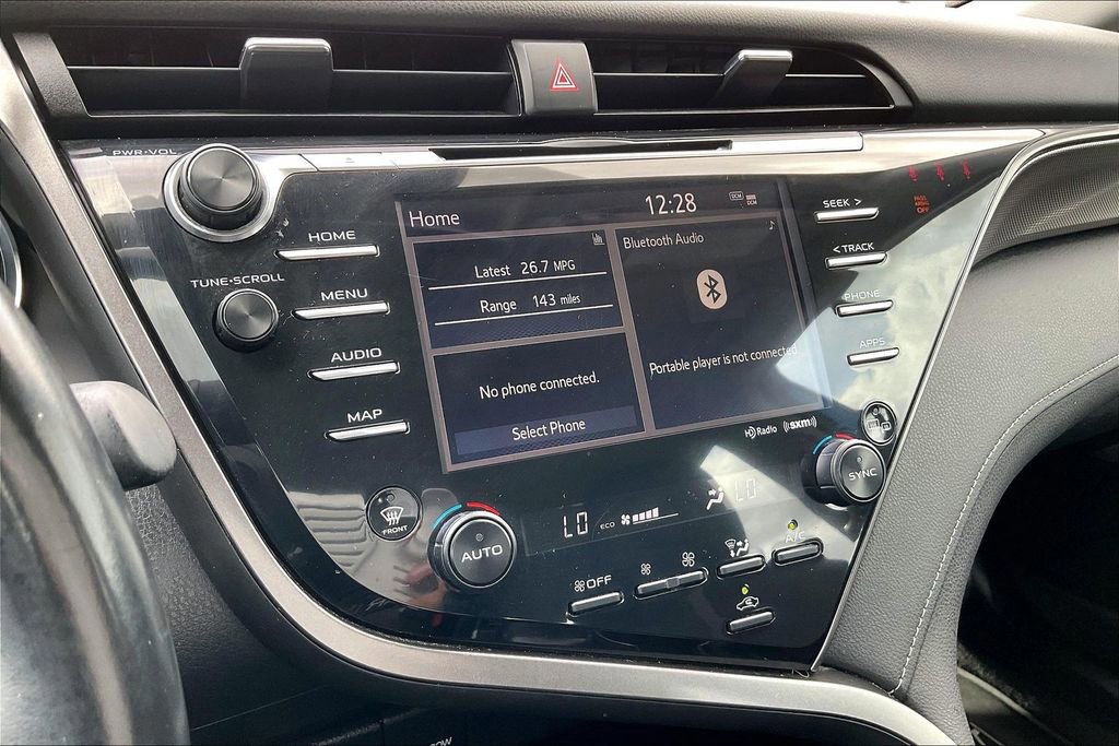 Used 2020 Toyota Camry XSE image 26