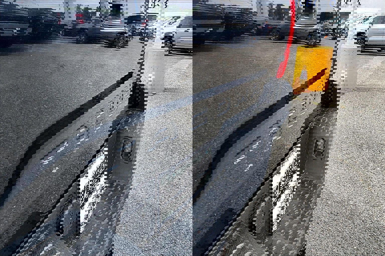 Used 2021 Toyota Tacoma SR AWD/4WD image 8