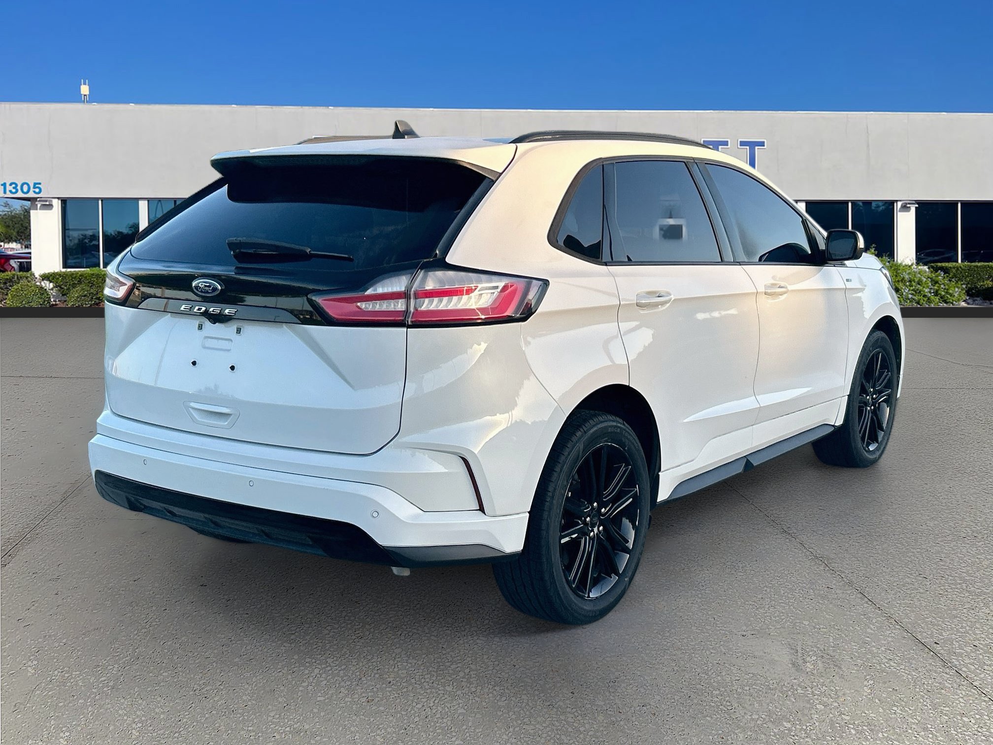 Certified 2022 Ford Edge ST-Line AWD/4WD image 7