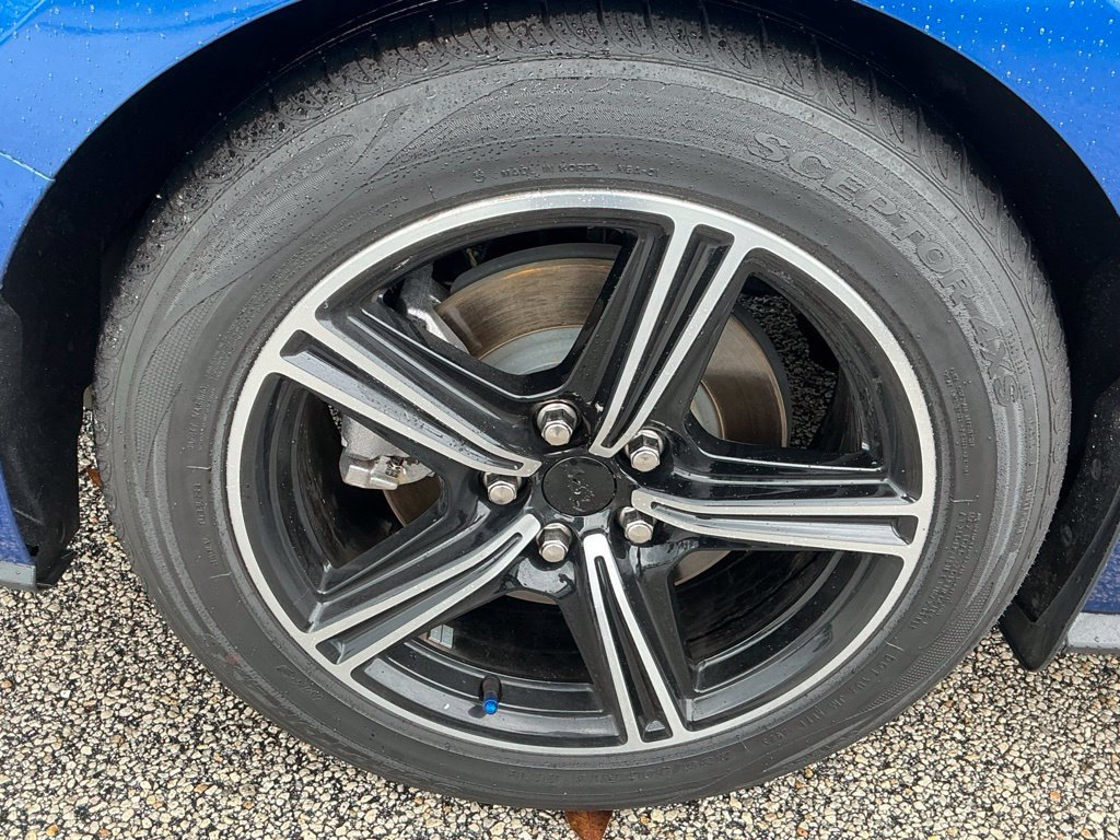 Certified 2024 Ford Mustang Coupe RWD image 15