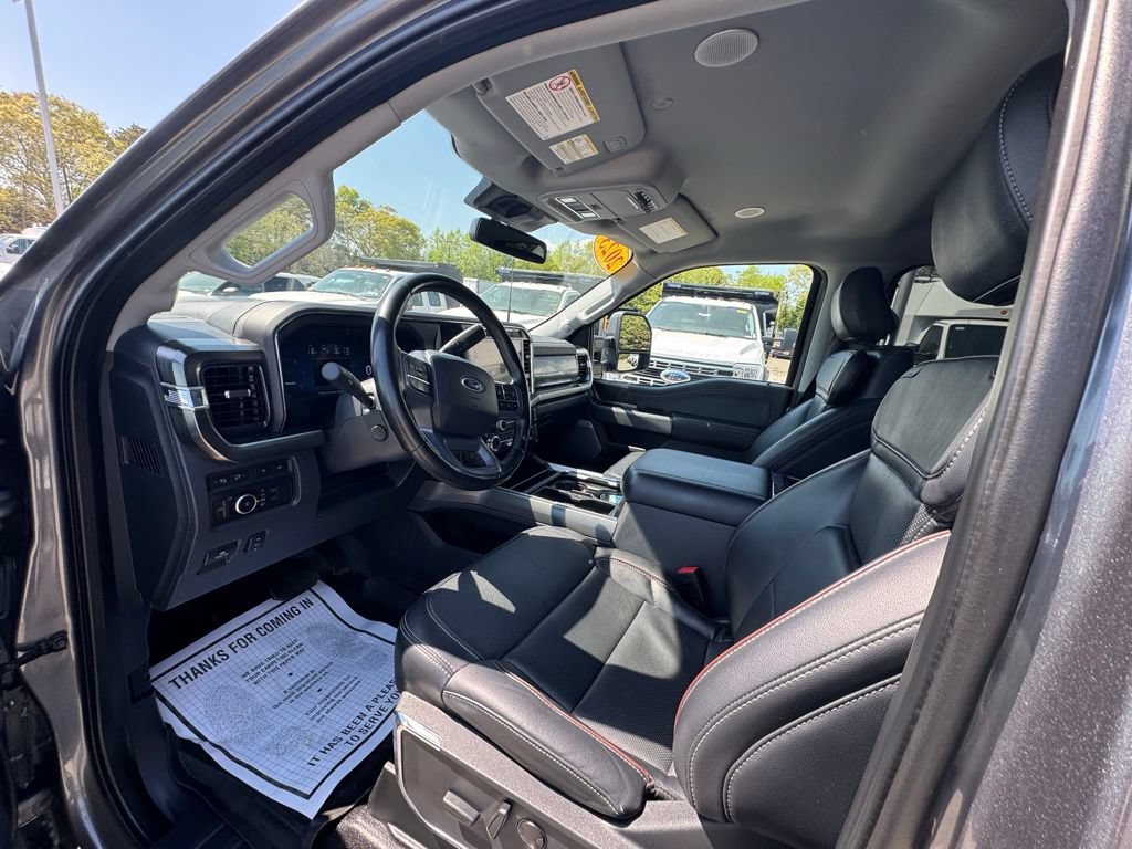 Certified 2023 Ford F450 Lariat w/ Lariat Ultimate Package AWD/4WD image 18