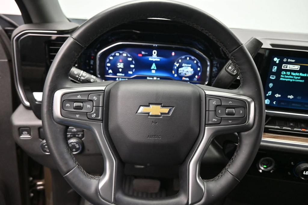 Used 2023 Chevrolet Silverado 1500 LT RWD image 16