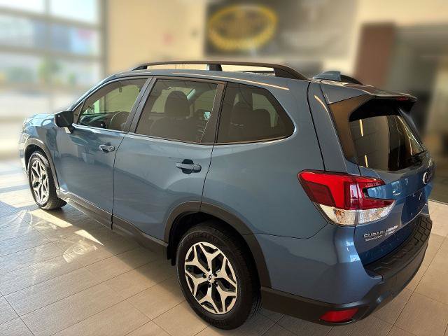 Used 2020 Subaru Forester Premium w/ Popular Package #1 AWD/4WD image 3