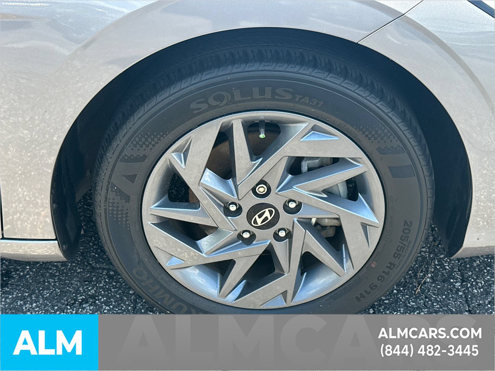 Used 2024 Hyundai Elantra SEL FWD image 14