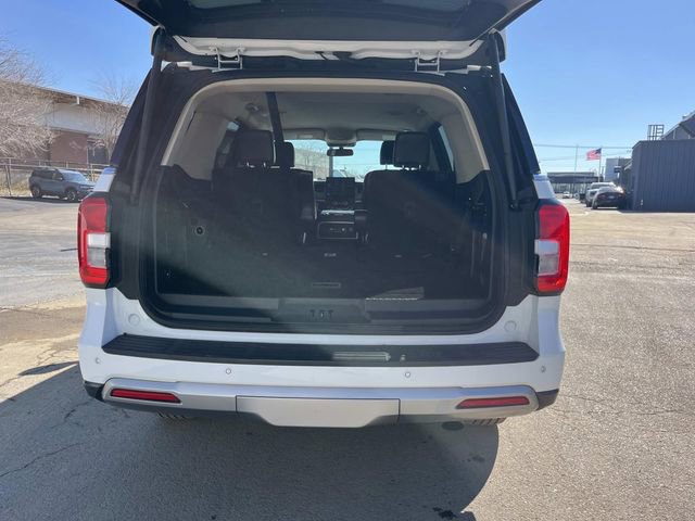 Certified 2023 Ford Expedition XLT image 12
