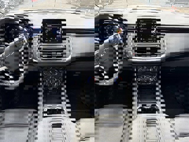 Used 2023 Chevrolet Tahoe Z71 w/ Off-Road Capability Package image 17