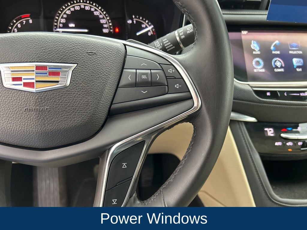 Used 2017 Cadillac XT5 FWD image 20