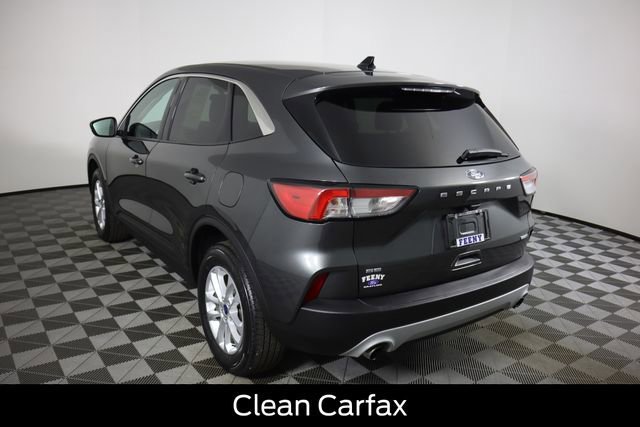 Certified 2020 Ford Escape SE image 3