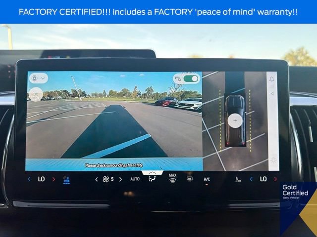 Certified 2025 Ford Expedition Max Platinum w/ Driver's Package AWD/4WD image 47