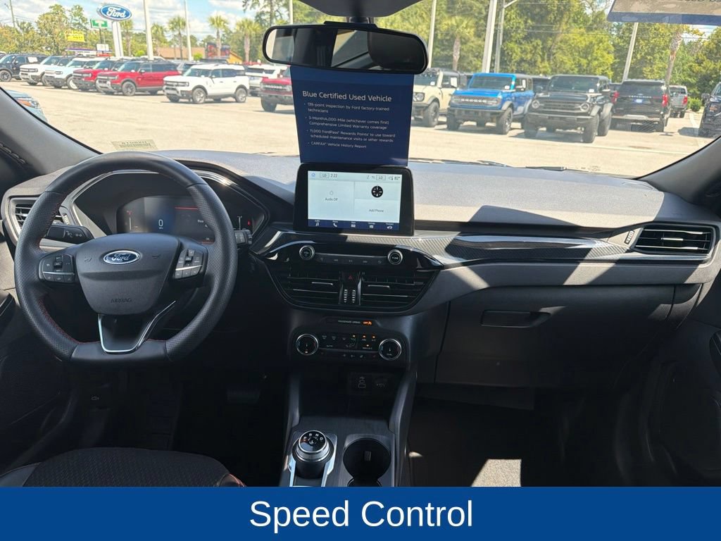 Certified 2025 Ford Escape ST-Line Select AWD/4WD image 18
