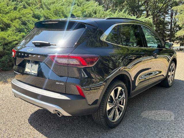 Certified 2024 Ford Escape Platinum AWD/4WD image 5