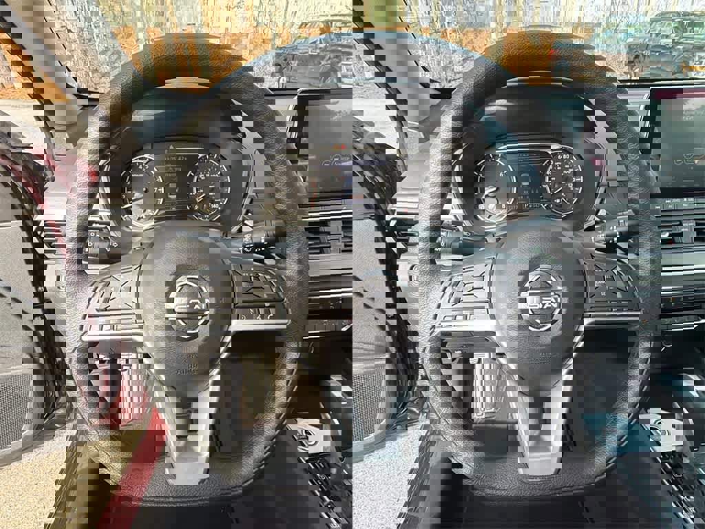 Used 2025 Nissan Altima 2.5 SV image 21