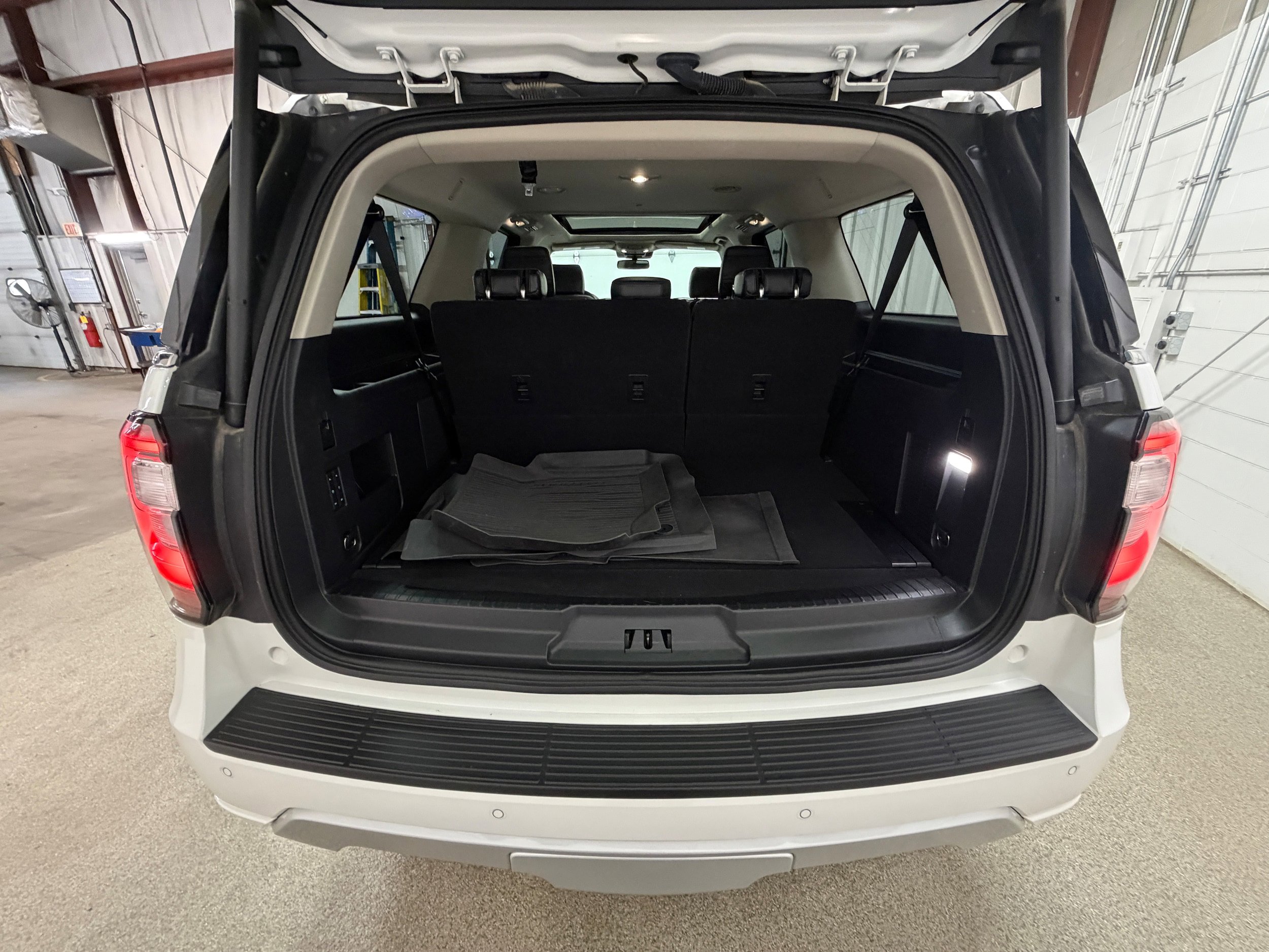 Certified 2021 Ford Expedition Max Platinum AWD/4WD image 35