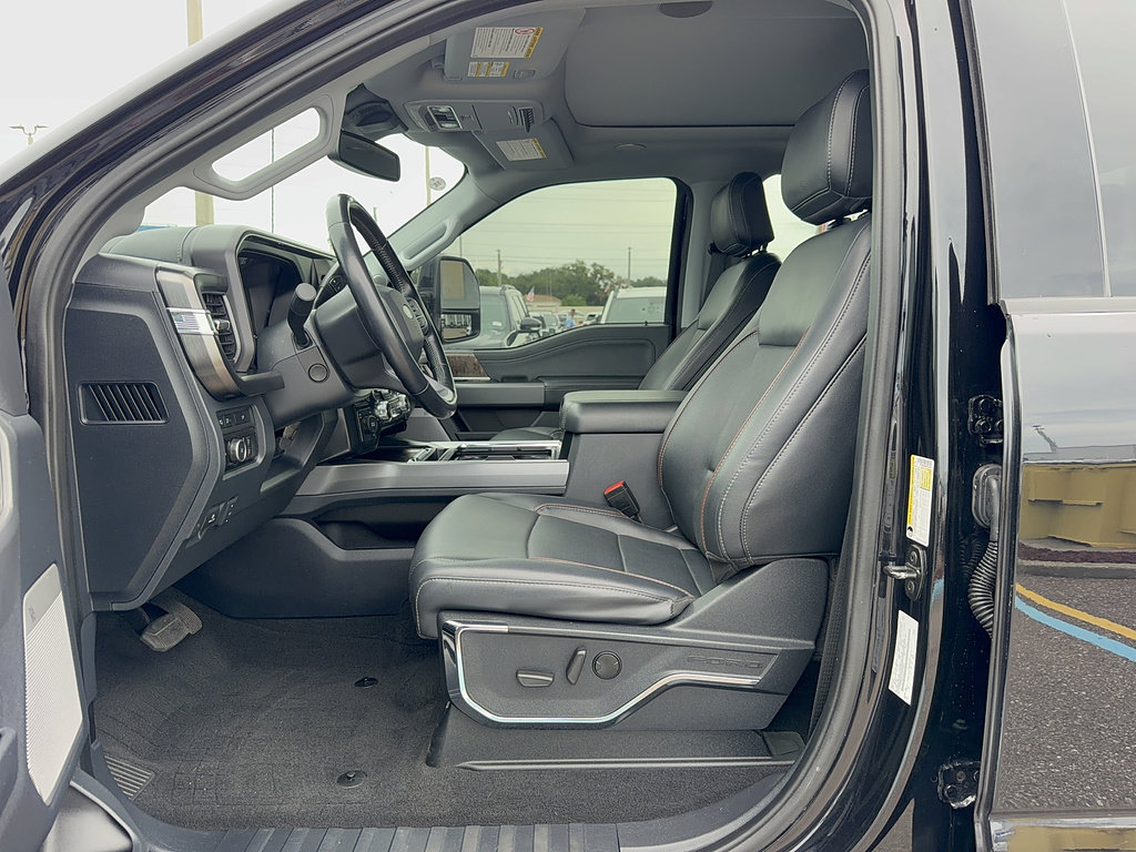 Certified 2023 Ford F250 Lariat w/ Lariat Ultimate Package AWD/4WD image 13
