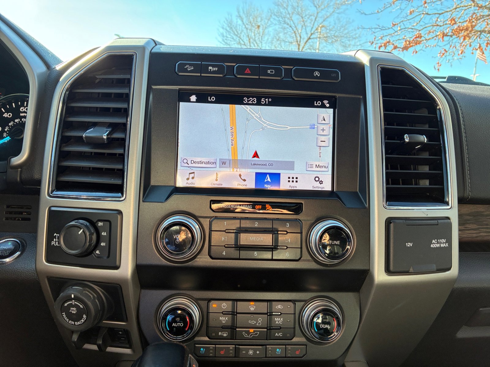 Certified 2019 Ford F150 Lariat w/ Equipment Group 502A Luxury image 28