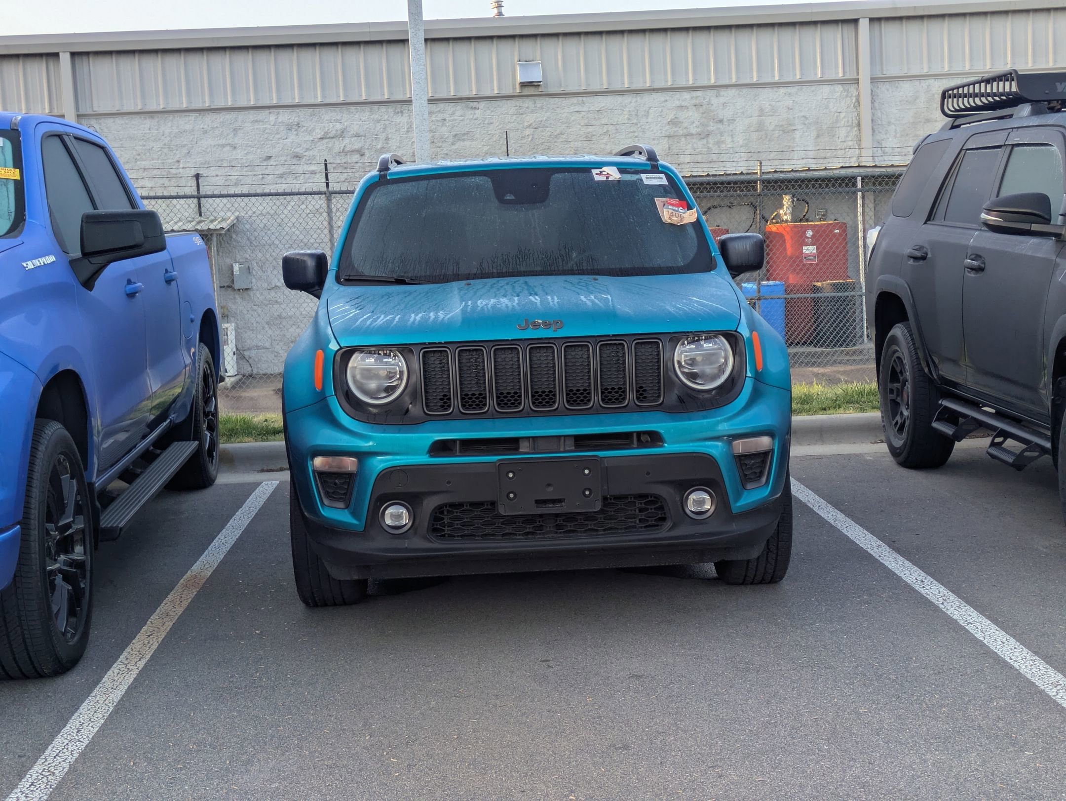 Used 2021 Jeep Renegade Latitude w/ Luxury Group II AWD/4WD image 4
