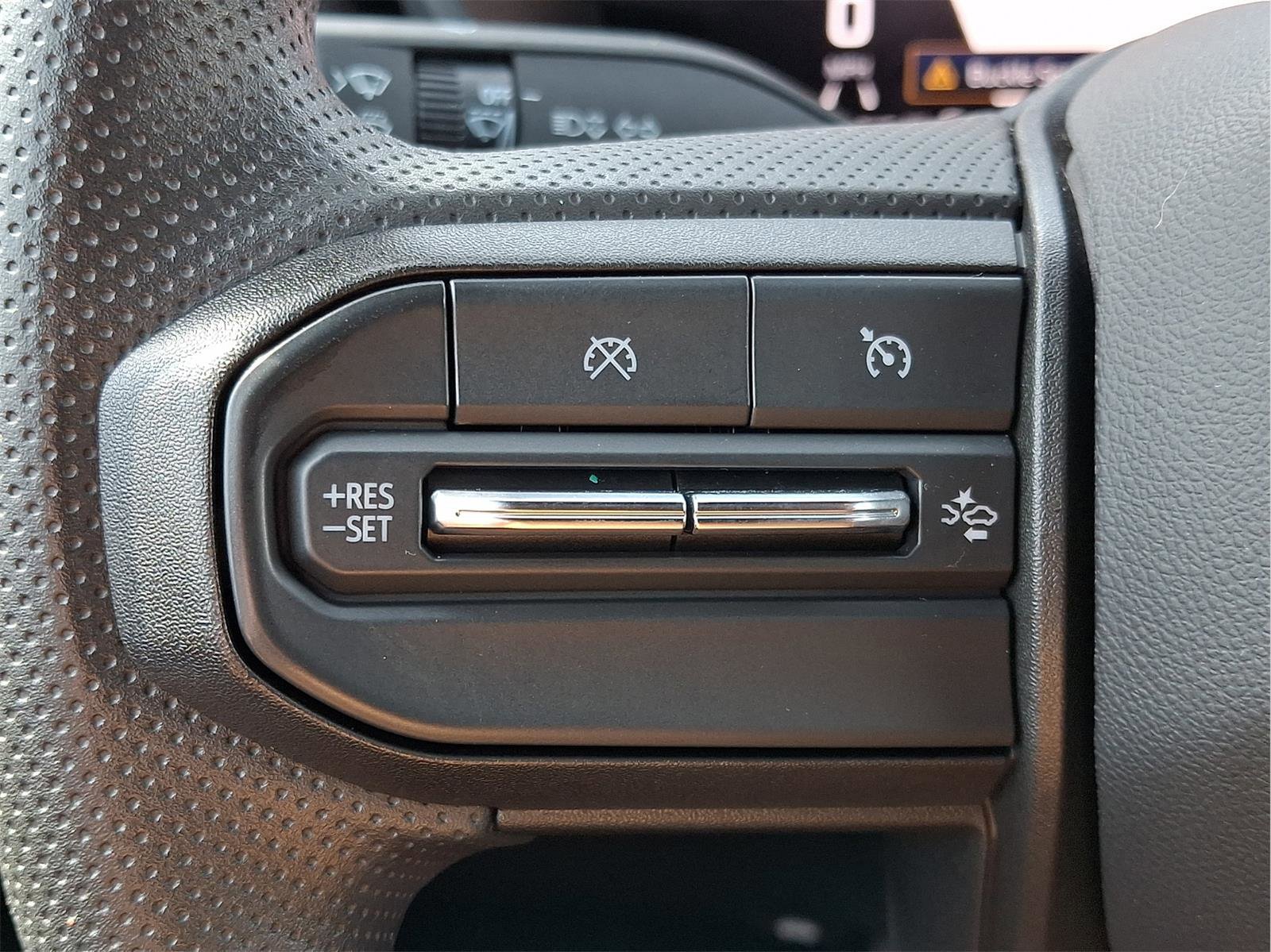 Used 2025 Chevrolet Colorado Trail Boss image 38