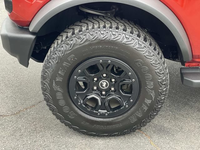 Certified 2023 Ford Bronco Outer Banks w/ Sasquatch Package AWD/4WD image 39