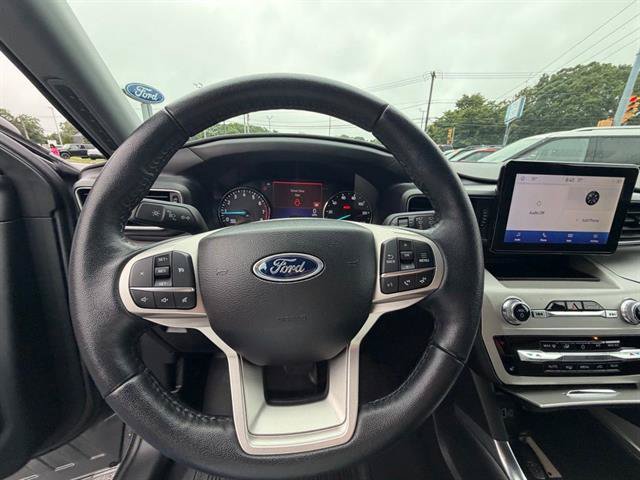 Certified 2023 Ford Explorer XLT w/ Equipment Group 202A AWD/4WD image 23
