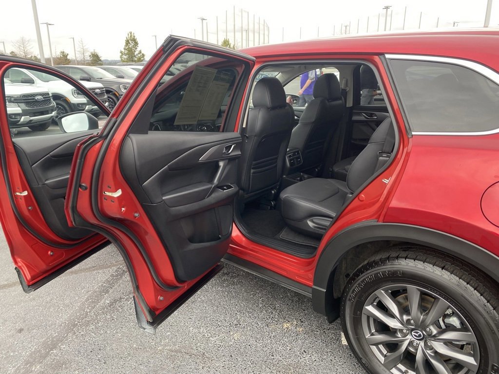 Used 2023 MAZDA CX-9 Touring image 26