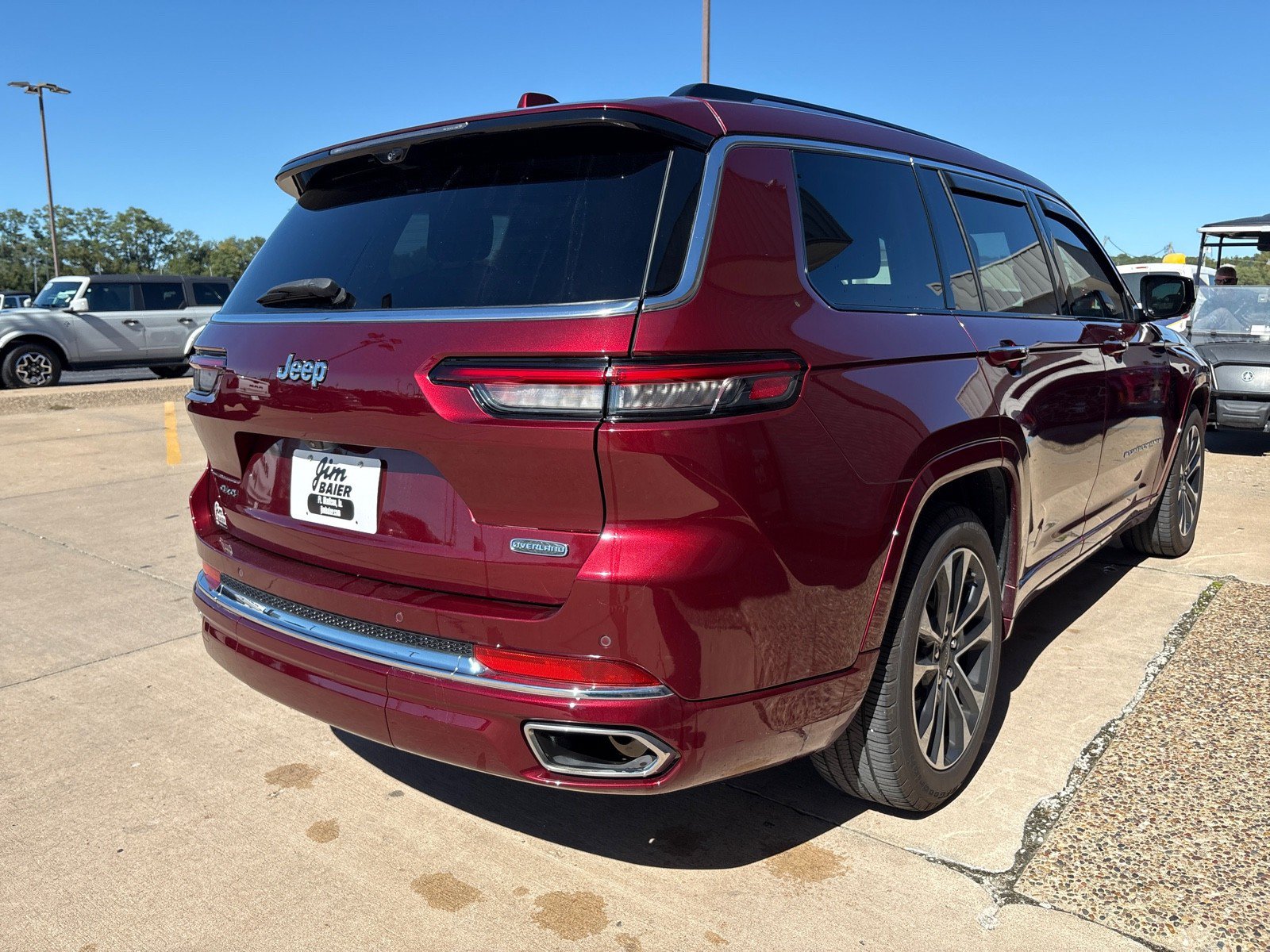 Used 2023 Jeep Grand Cherokee L Overland w/ Luxury Tech Group IV AWD/4WD image 26