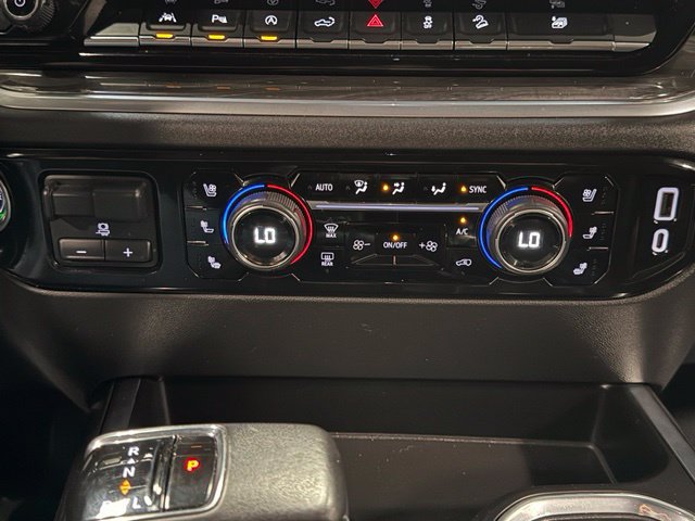 Used 2022 Chevrolet Silverado 1500 LTZ AWD/4WD image 25