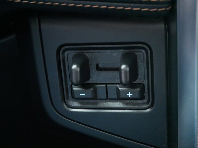 Certified 2023 Ford Expedition Platinum image 25