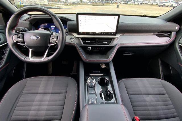 Certified 2025 Ford Explorer ST-Line image 14