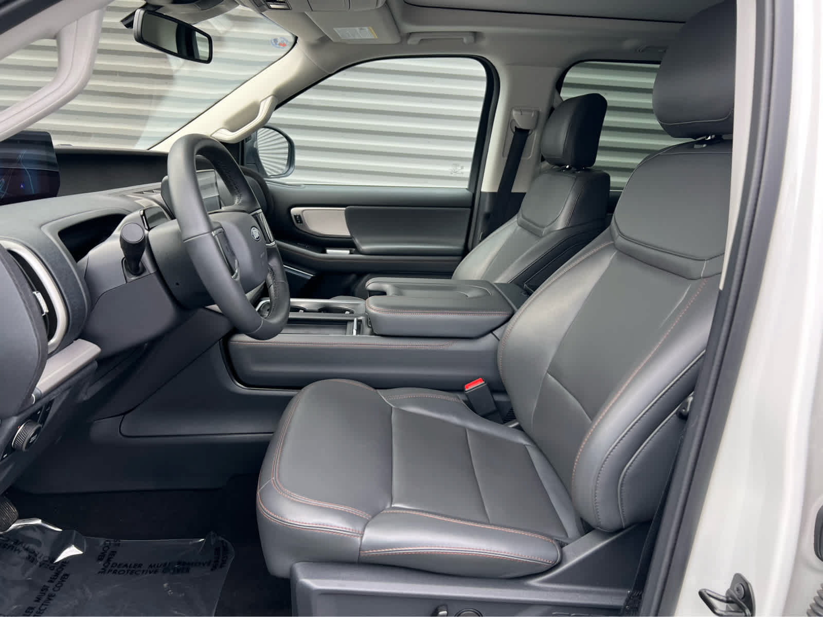 Certified 2025 Ford Expedition Active AWD/4WD image 29