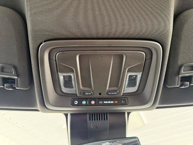 Used 2025 Chevrolet Silverado 1500 LT RWD image 22