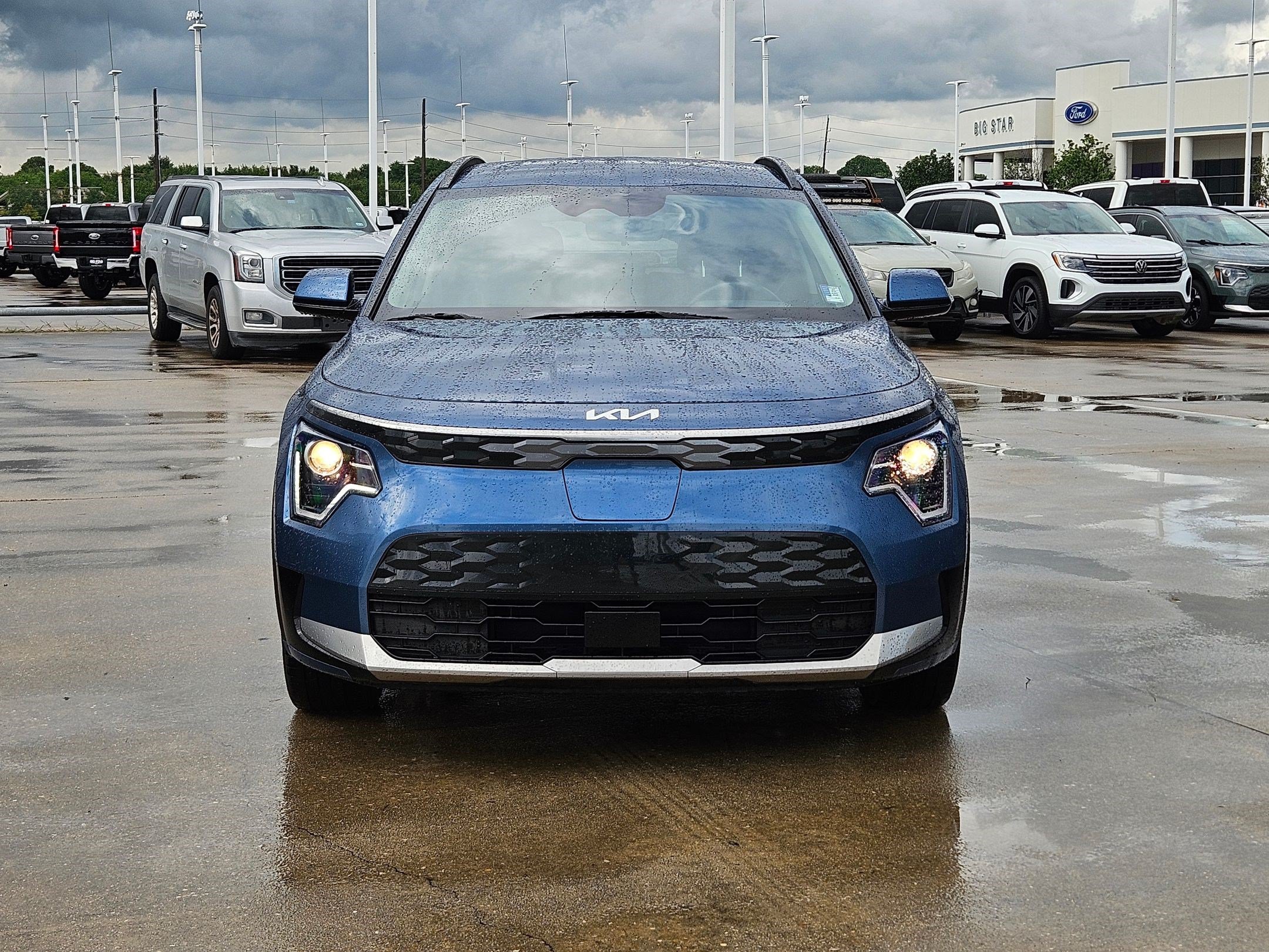 Used 2024 Kia Niro Wind FWD image 11