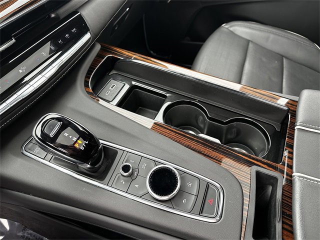 Used 2023 Cadillac Escalade Premium Luxury image 25