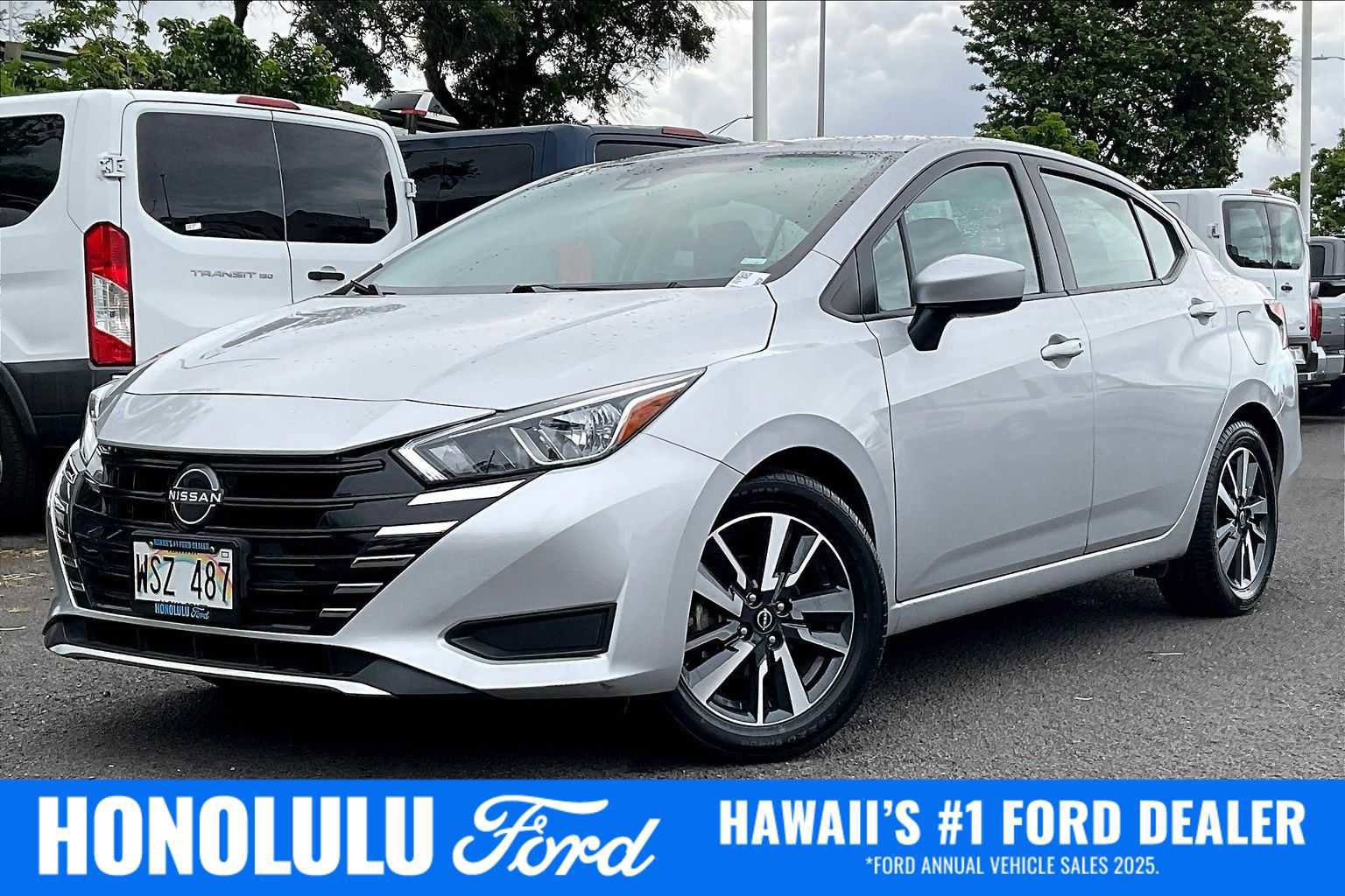 Used 2023 Nissan Versa SV image 6