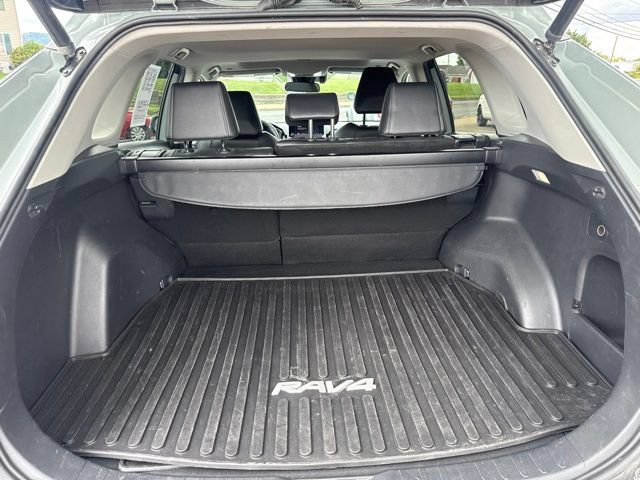 Used 2023 Toyota RAV4 XLE Premium AWD/4WD image 39
