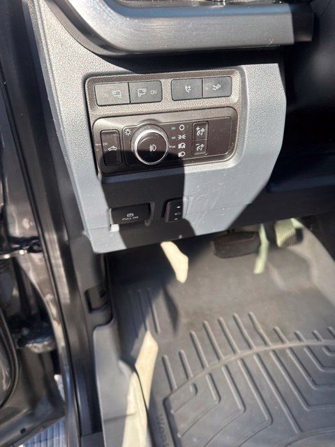 Certified 2023 Ford F250 Lariat w/ Lariat Ultimate Package AWD/4WD image 26
