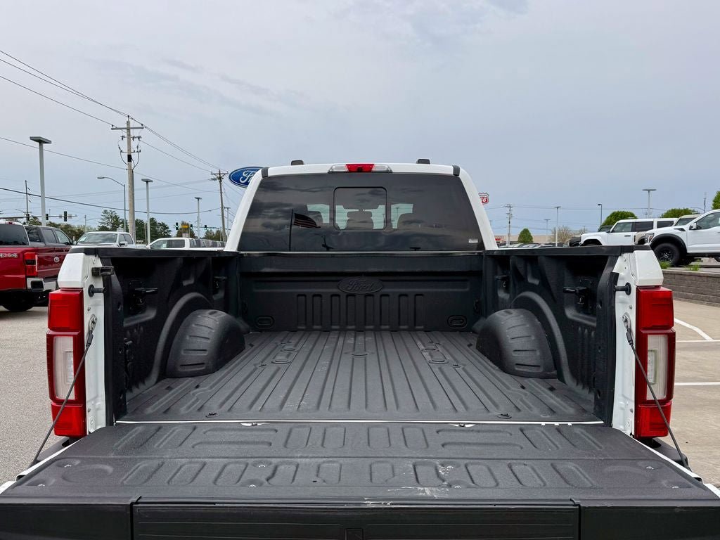 Certified 2020 Ford F350 Platinum AWD/4WD image 15