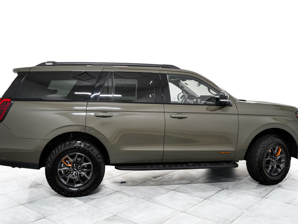 Certified 2025 Ford Expedition Tremor AWD/4WD image 7