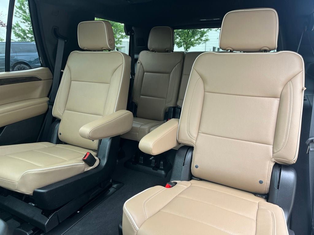 Used 2022 Chevrolet Tahoe Premier w/ Max Trailering Package AWD/4WD image 14