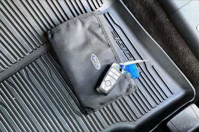 Certified 2019 Ford Edge Titanium w/ Cold Weather Package image 12