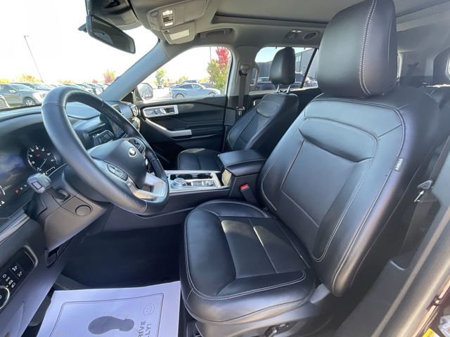 Certified 2023 Ford Explorer Limited w/ Equipment Group 301A image 11
