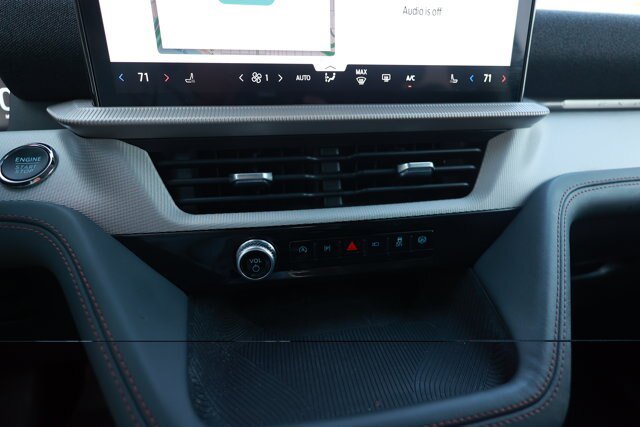 Certified 2026 Ford Explorer Active AWD/4WD image 16