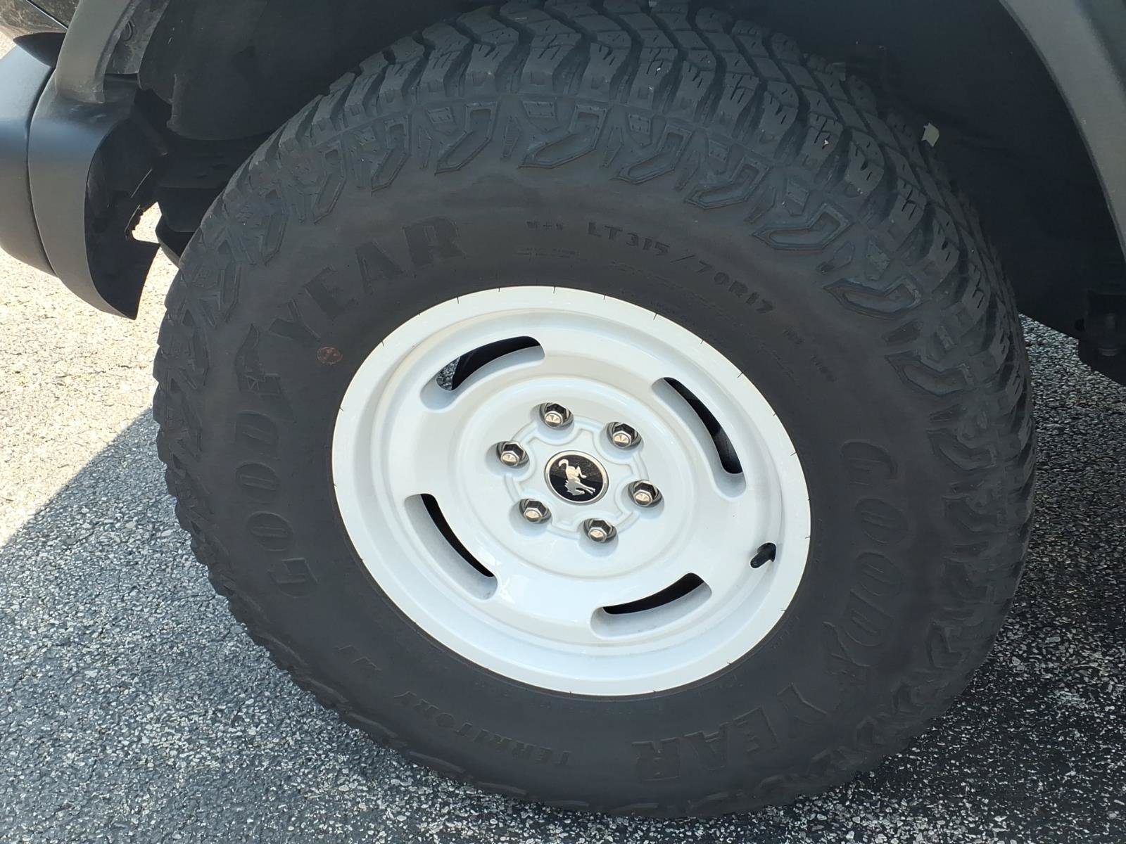 Certified 2024 Ford Bronco Heritage Edition AWD/4WD image 19