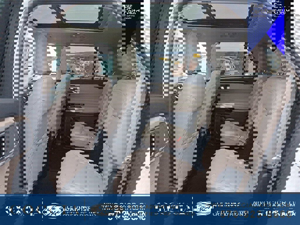 Certified 2023 Ford Explorer XLT w/ Equipment Group 202A image 11