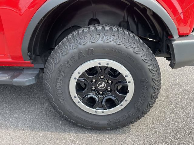 Certified 2023 Ford Bronco Big Bend w/ Sasquatch Package AWD/4WD image 20