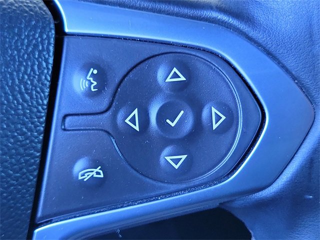 Used 2023 Chevrolet Traverse LT image 9