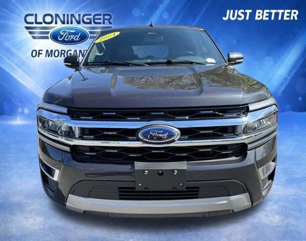 Certified 2024 Ford Expedition Limited AWD/4WD image 3