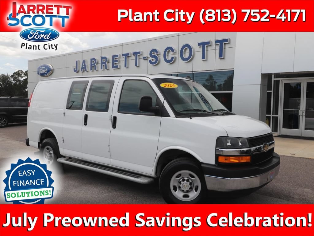 Used 2024 Chevrolet Express 2500 w/ Driver Convenience Package RWD video 1